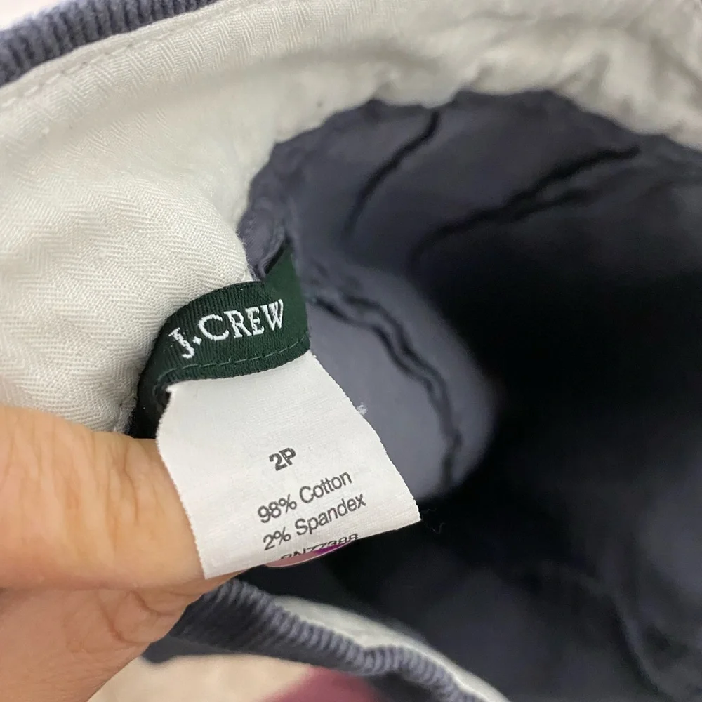 J. Crew grey cord mini skirt front zip and slit in back bottom of skirt size 2P - Picture 2 of 5